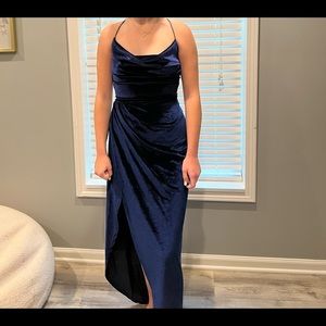 lucy in the sky velvet luxe maxi dress navy blue- size medium- never worn
